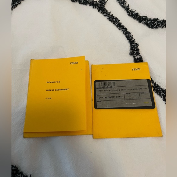 Fendi Zucca Black tote with zipper - Picture 8 of 8